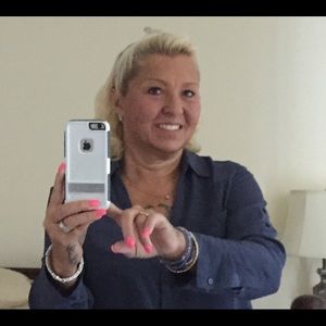 Meet your Posher, Cheryl Collins